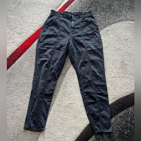 Old Navy Paperbag 2PC Bundle Pants - Picture 5 of 7